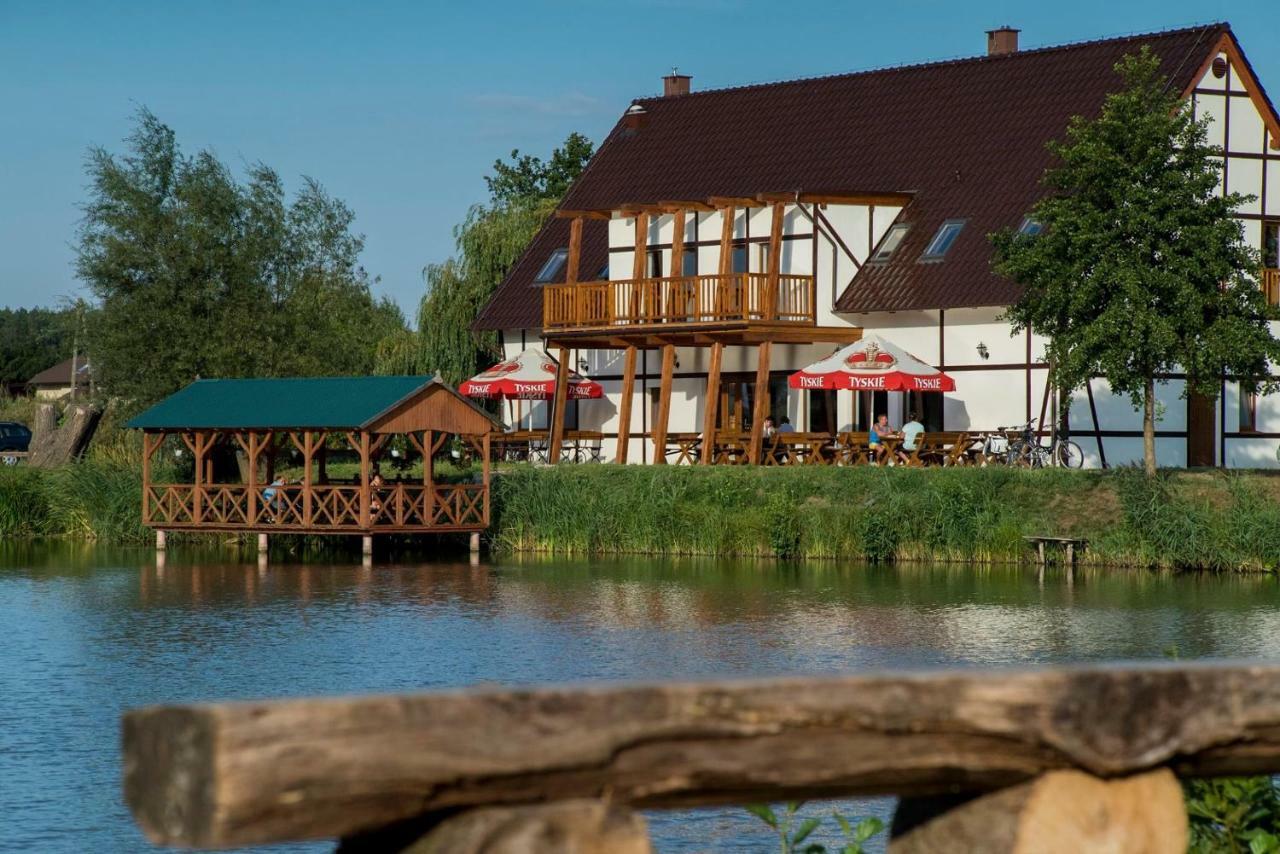 Restauracja Teo Hotel Cieszkow Exterior foto
